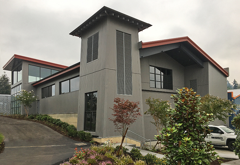 Insulated Metal Panels on a Steel Building