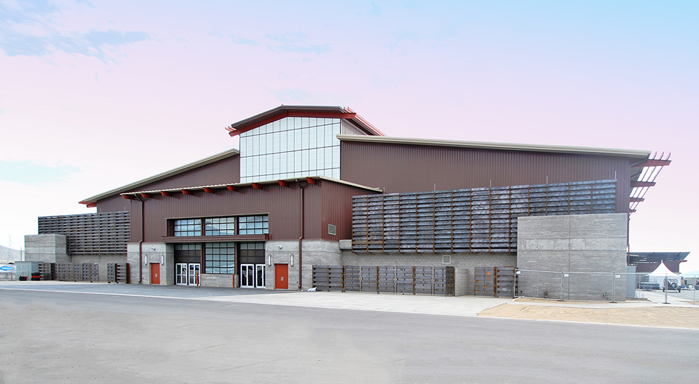 310,000 sf Pre-Engineered Steel Equestrian Center