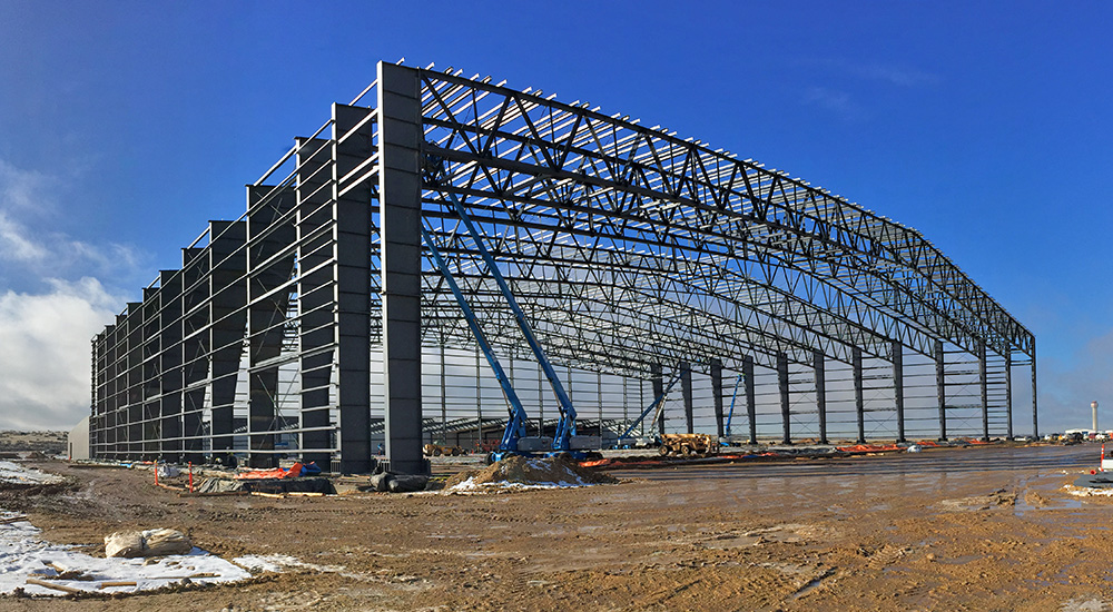 Large Hangar with TrussFrame Clear Spans