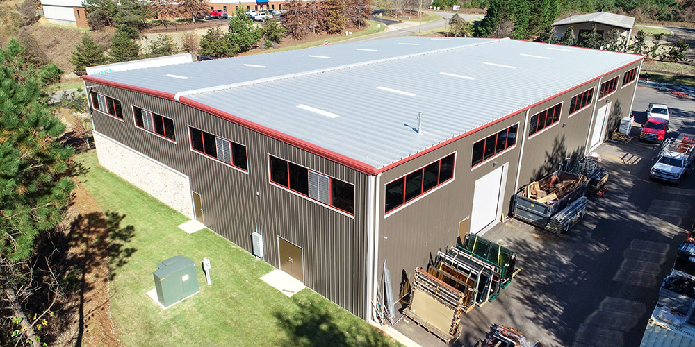 Tuxedo Glass & Aluminum Fabrication Building